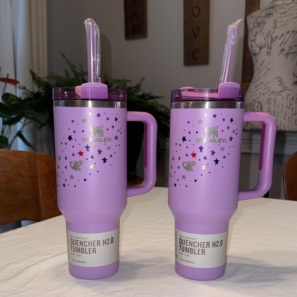 Stanley x Olivia Rodrigo Flowstate Quencher H2.0 Stanley Tumbler